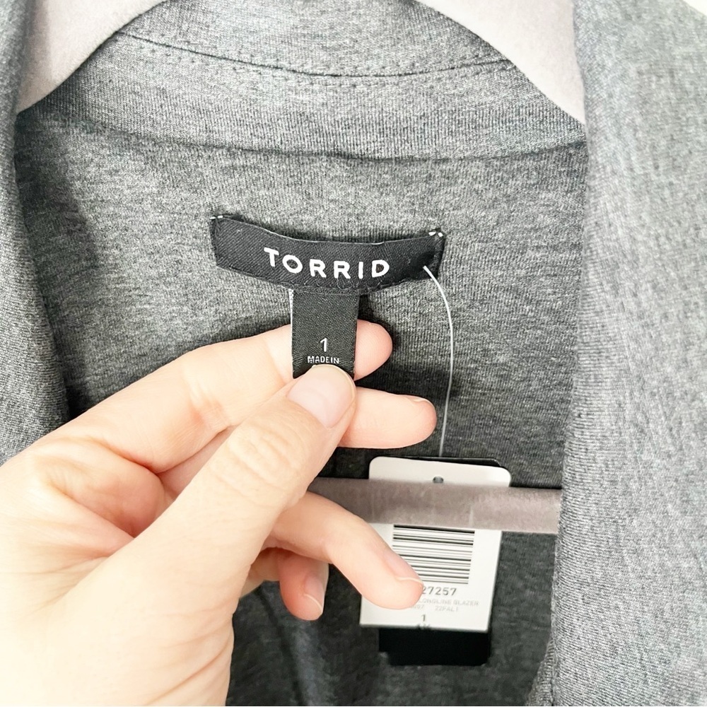 Torrid Blazer Women's 1X Gray Longline Ponte Knit Open Jacket Career NWT - Picture 6 of 8